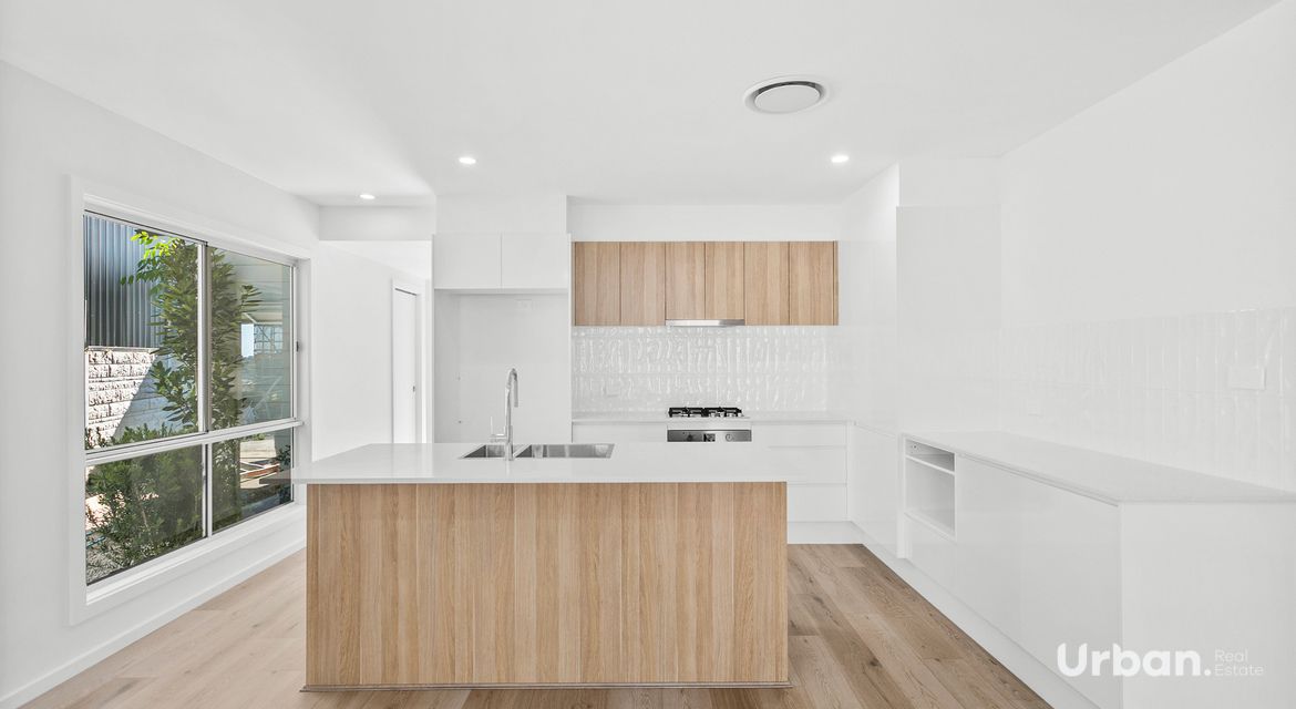 Tullimbar 2 Burrier Street