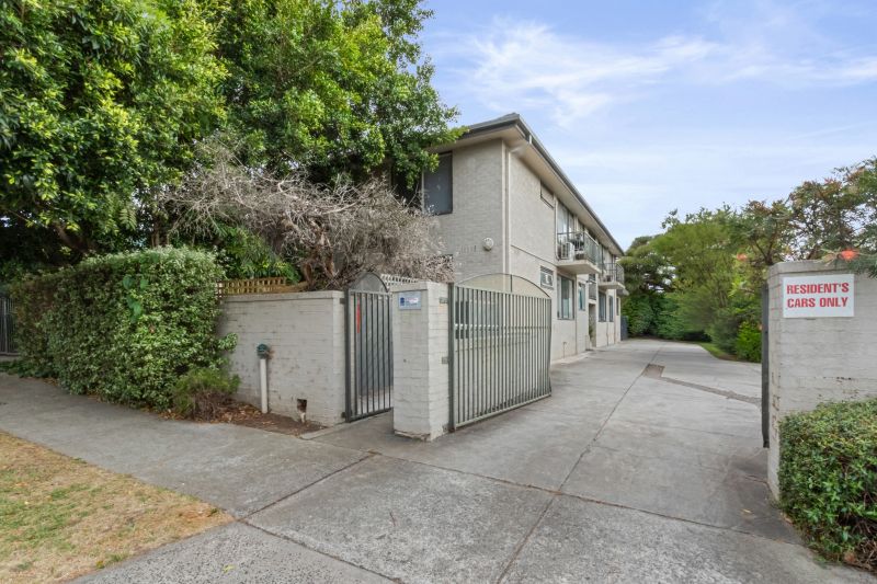 6/135 Raleigh Street, Thornbury