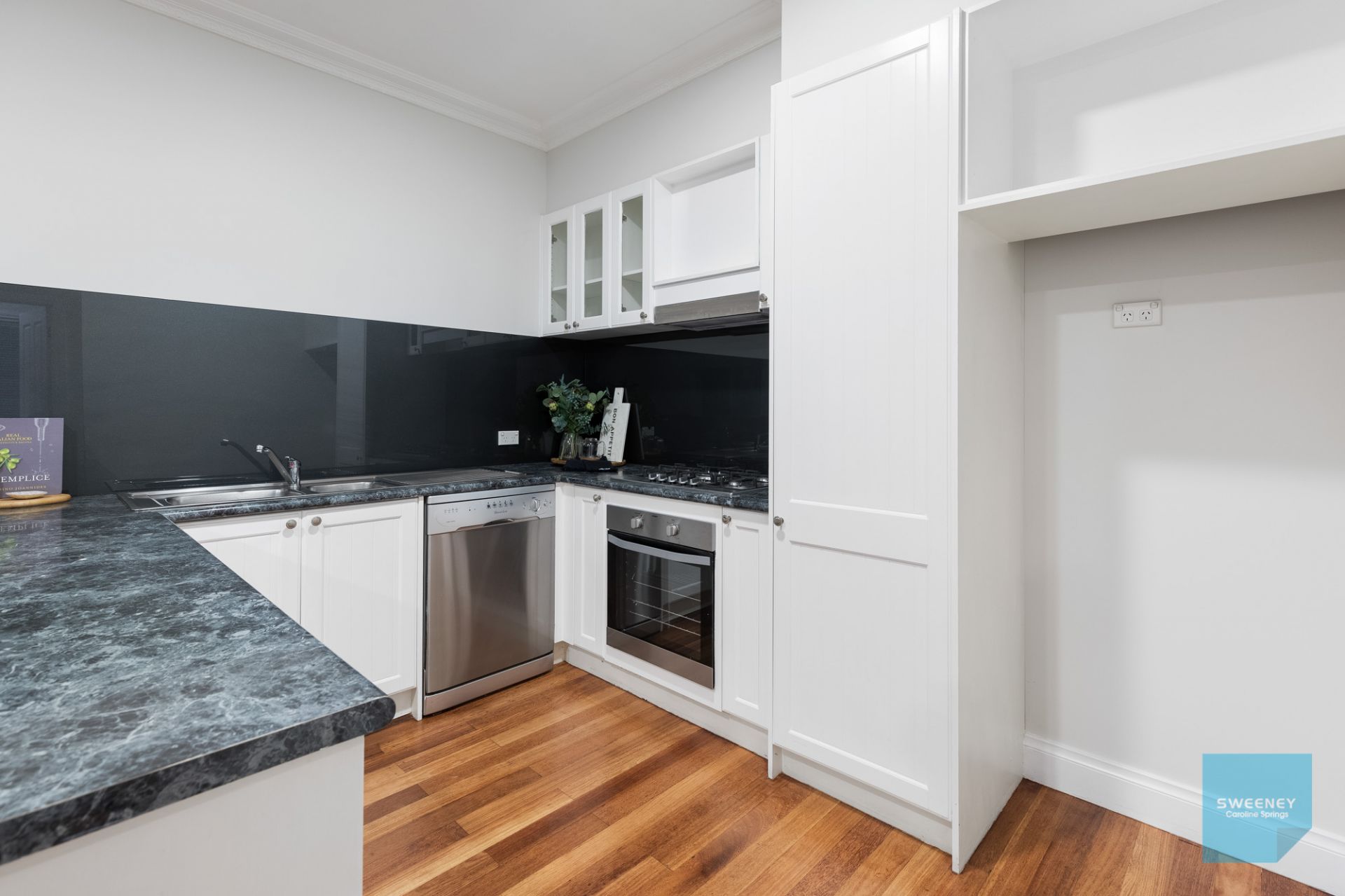 20 Moreton Close, Caroline Springs - Thumbnail 7