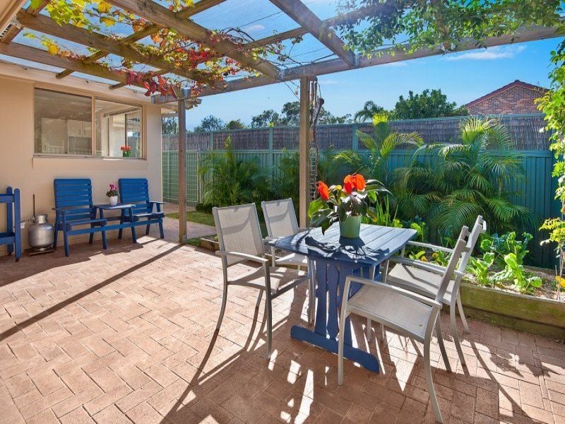 2/75-77 Crescent Road, CARINGBAH SOUTH, Caringbah South - Thumbnail 2