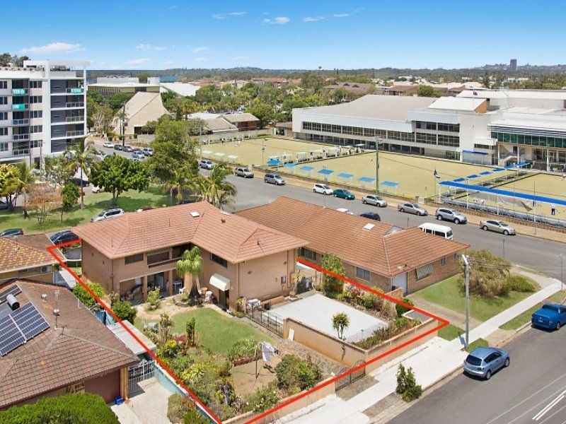 24 McGregor Crescent TWEED HEADS NSW