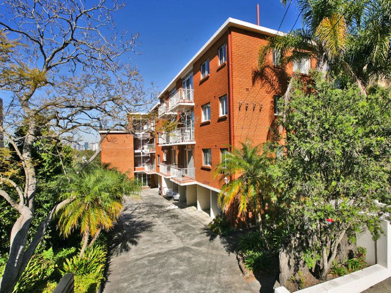 2/13 Harriette Street NEUTRAL BAY NSW, Bay - Thumbnail 6