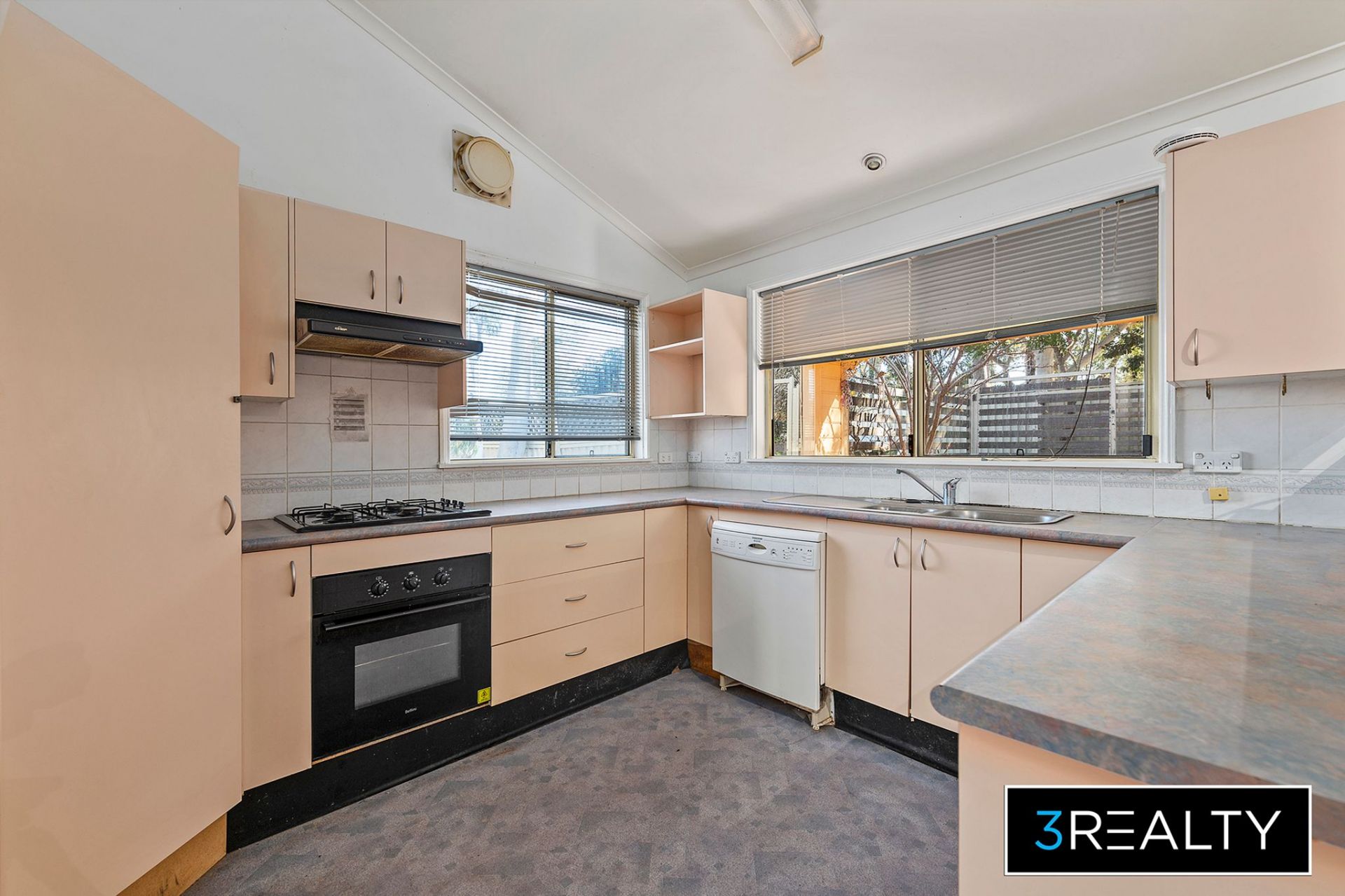 345 Pacific Highway, Lake Munmorah - Thumbnail 6