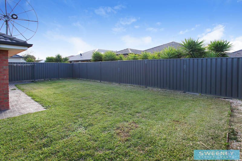 19 Lancely Green, Caroline Springs - Thumbnail 3
