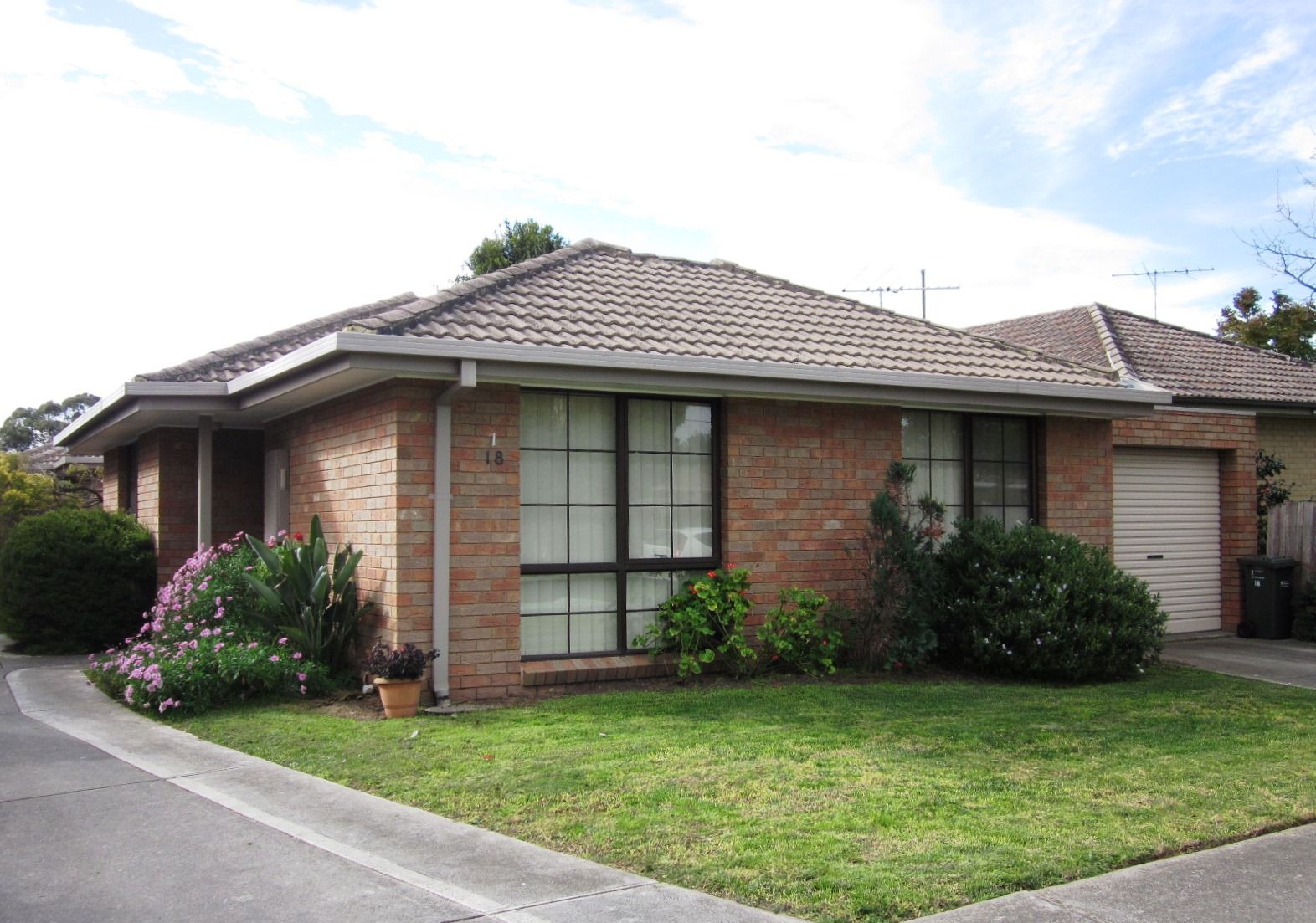FANTASTIC LOCATION!   *Insp  Thu 7th May @ 4:20pm*