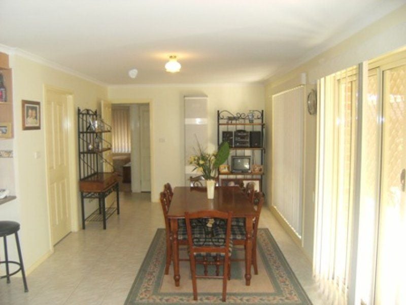 34 Vine Court, Hillside - Thumbnail 5