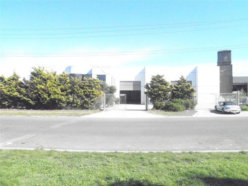 FACTORY/WARHOUSE + OFFICES + LAND