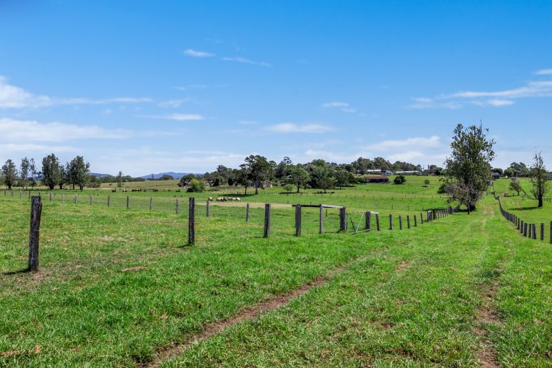 Real Estate For Sale 22 Warne Drive Aldavilla , NSW