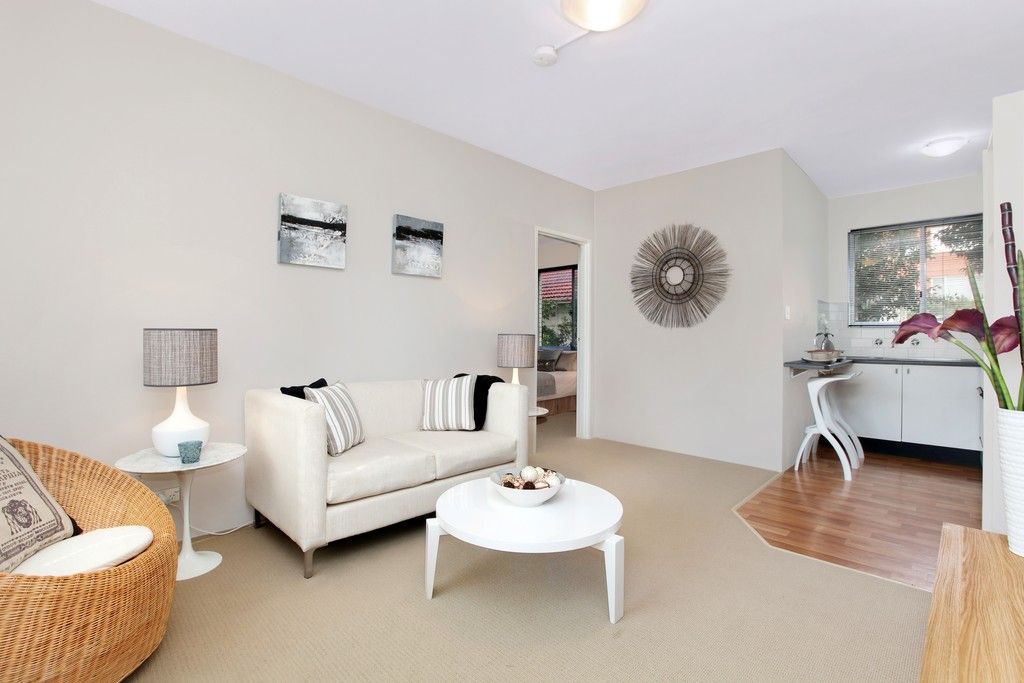 Light & Bright Apartment