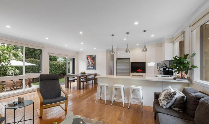 1/1 Middle Road, Camberwell - Thumbnail 2