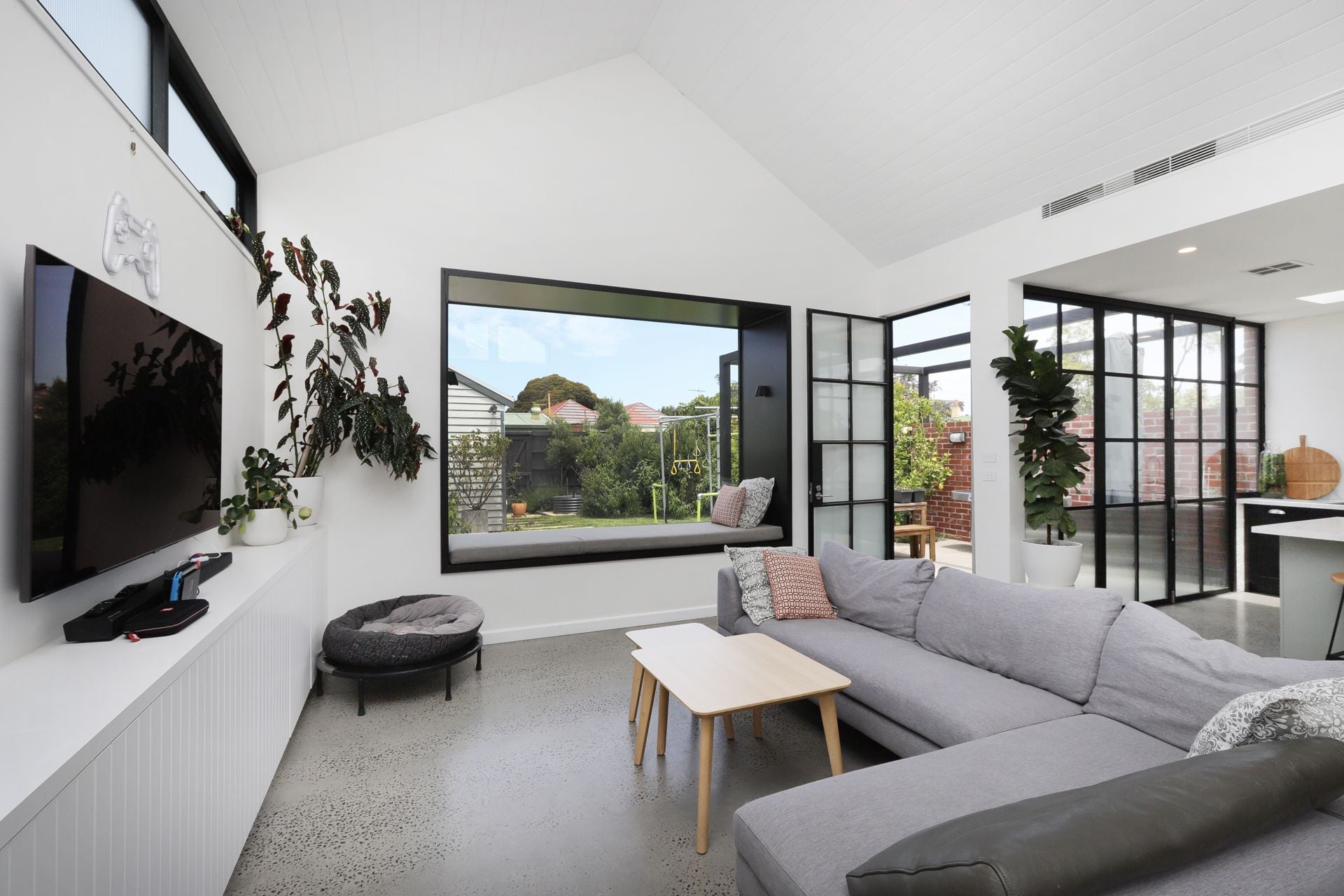 47 Lynch Street Footscray VIC, Footscray - Thumbnail 4