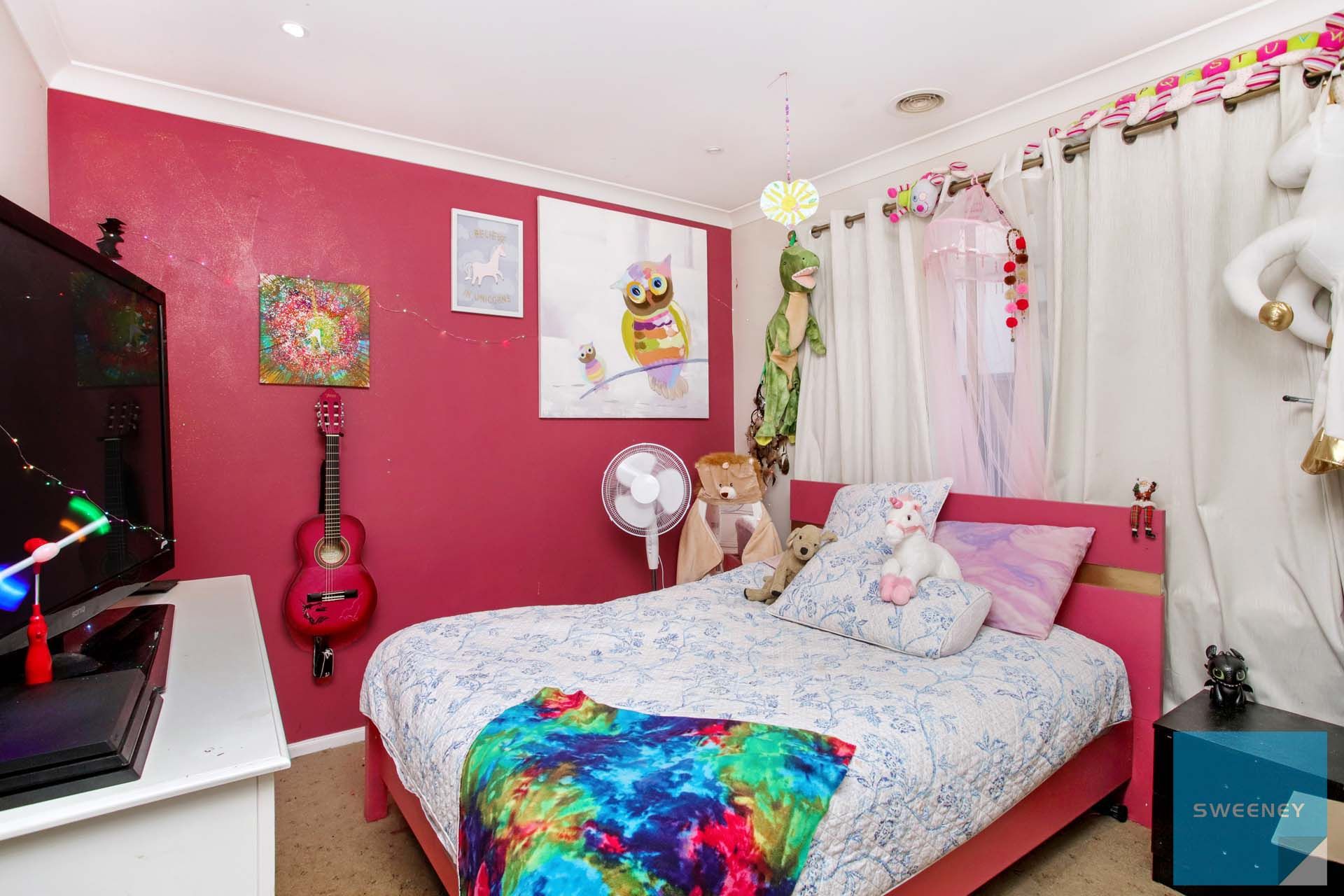 15 Pro Hart Way, Caroline Springs - Thumbnail 7