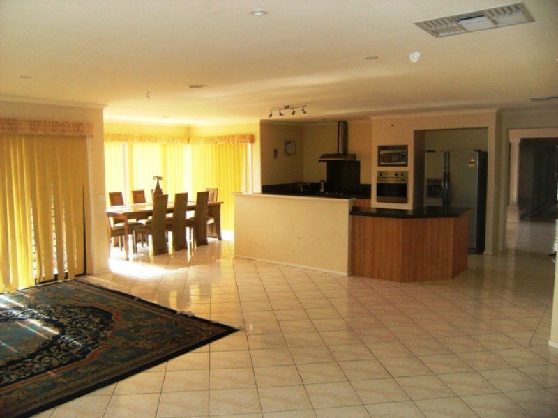 13 Bimbadeen Street, Burnside - Thumbnail 4