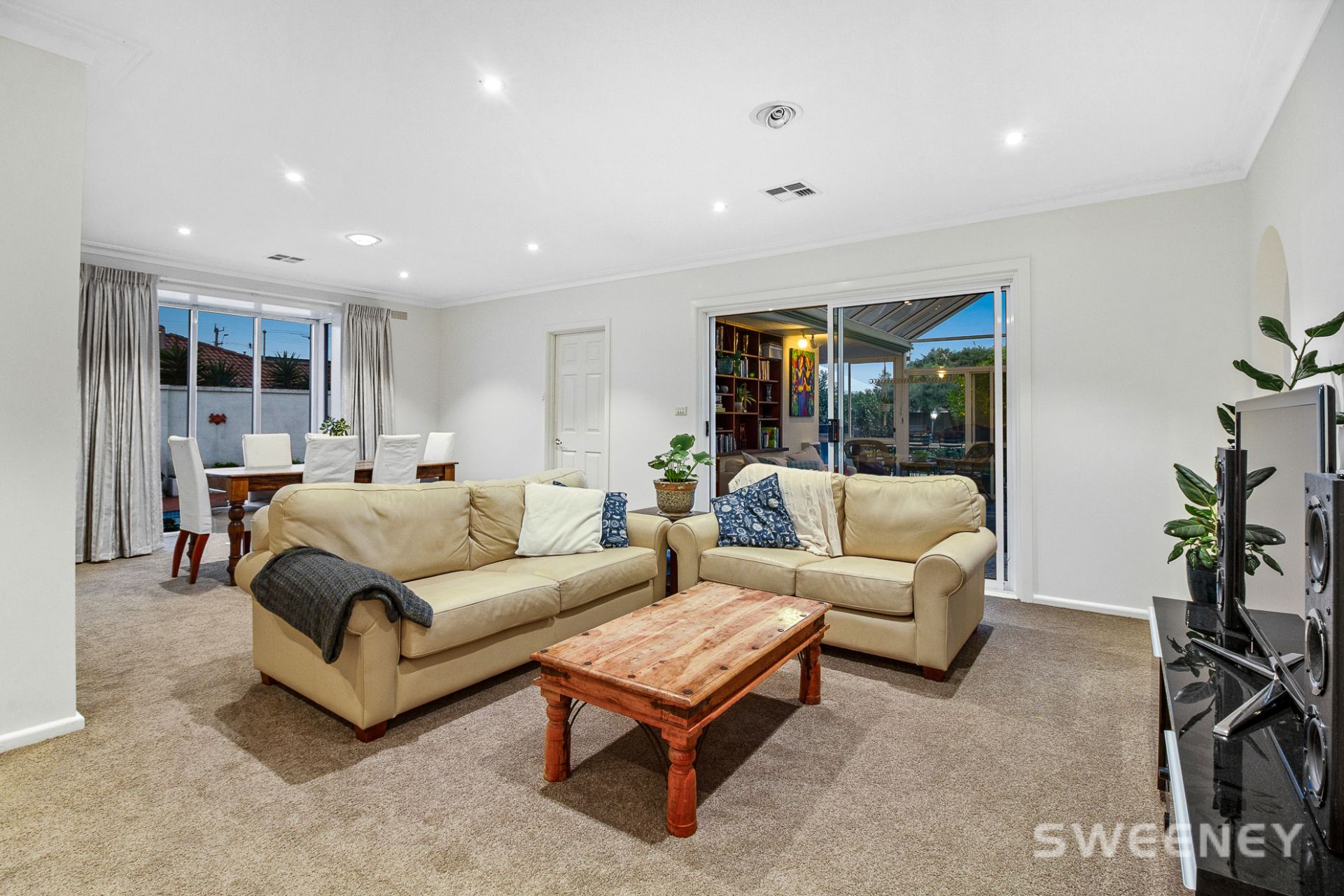30 Myrtle Grove, Altona - Thumbnail 5