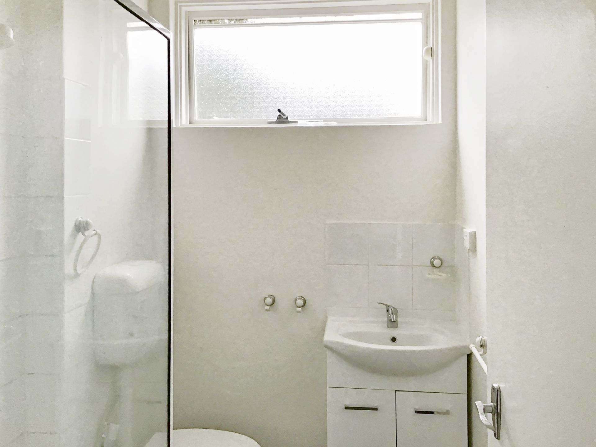 Neat And Tidy One Bedroom Apartment
