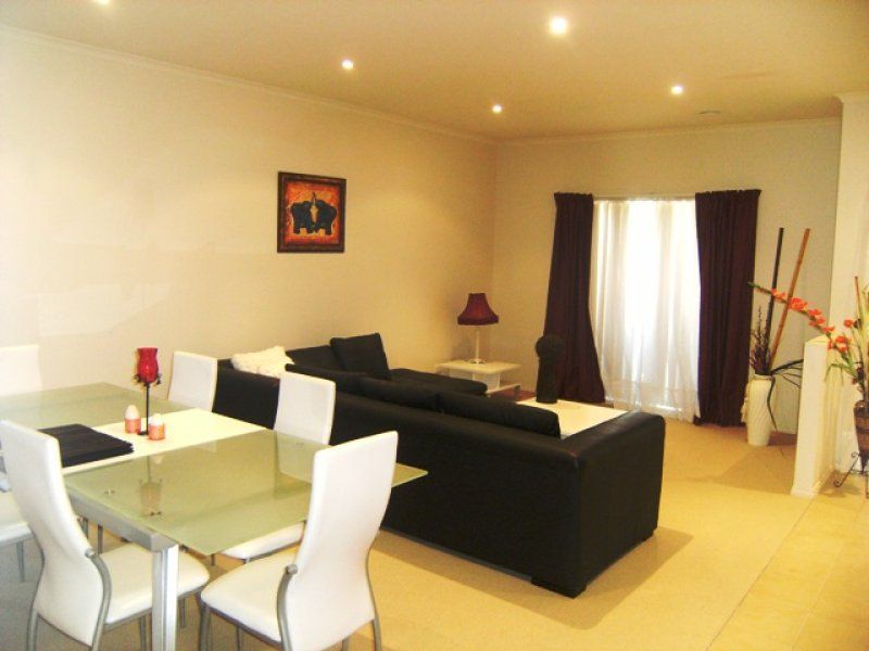 13 Pawleena Circuit, Cairnlea - Thumbnail 6
