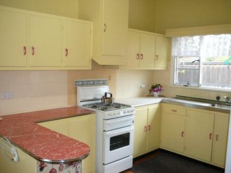 56 Millers Road, Seaholme - Thumbnail 3