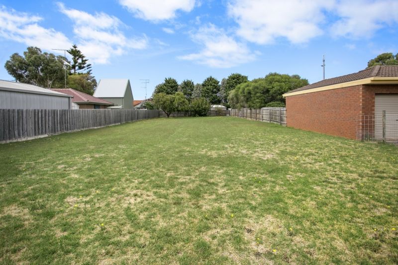 34 Pembroke Road Ocean Grove VIC, Ocean Grove - Thumbnail 4
