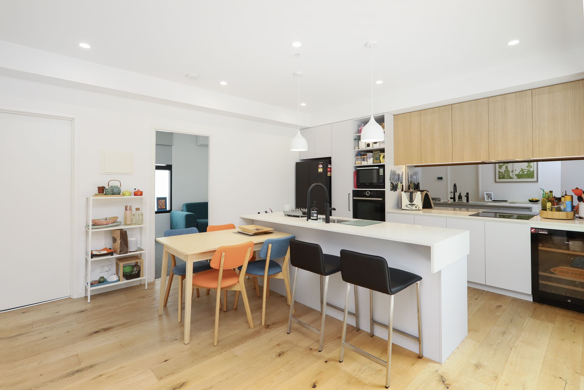 102/21 Victoria Street Footscray VIC, Footscray - Thumbnail 3