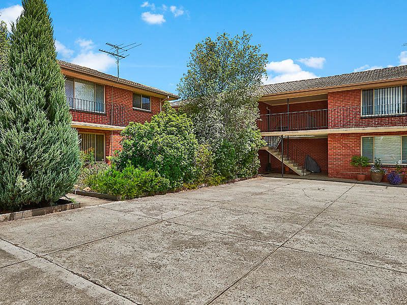 TWO BEDROOM APARTMENT IN A SOUGHT AFTER LOCATION