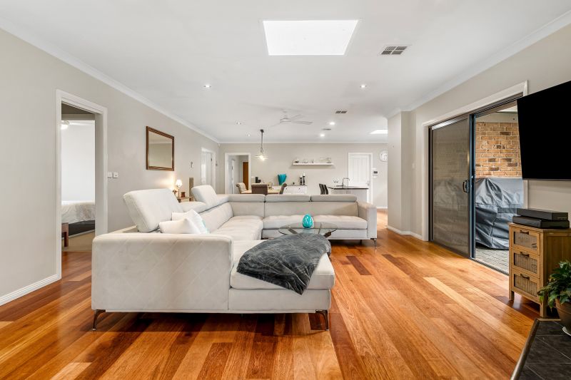 Real Estate For Sale 16 Kiewa Court Whittlesea , VIC