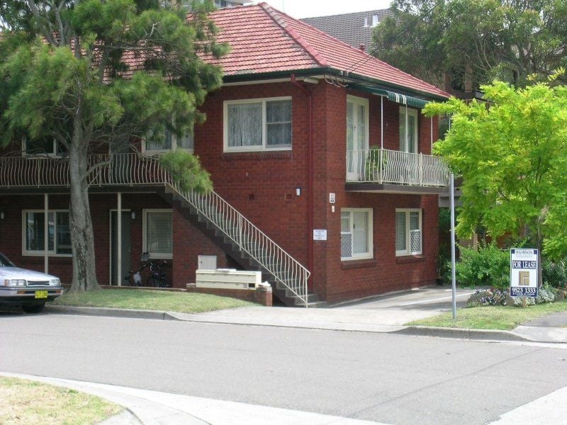 * 29 Parramatta Street CRONULLA NSW