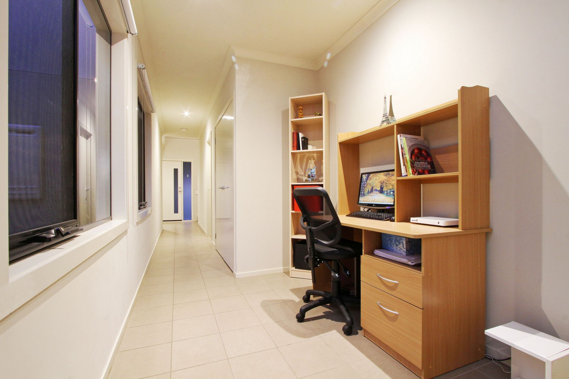 MODERN HOME IN THE HEART OF LYNDARUM
