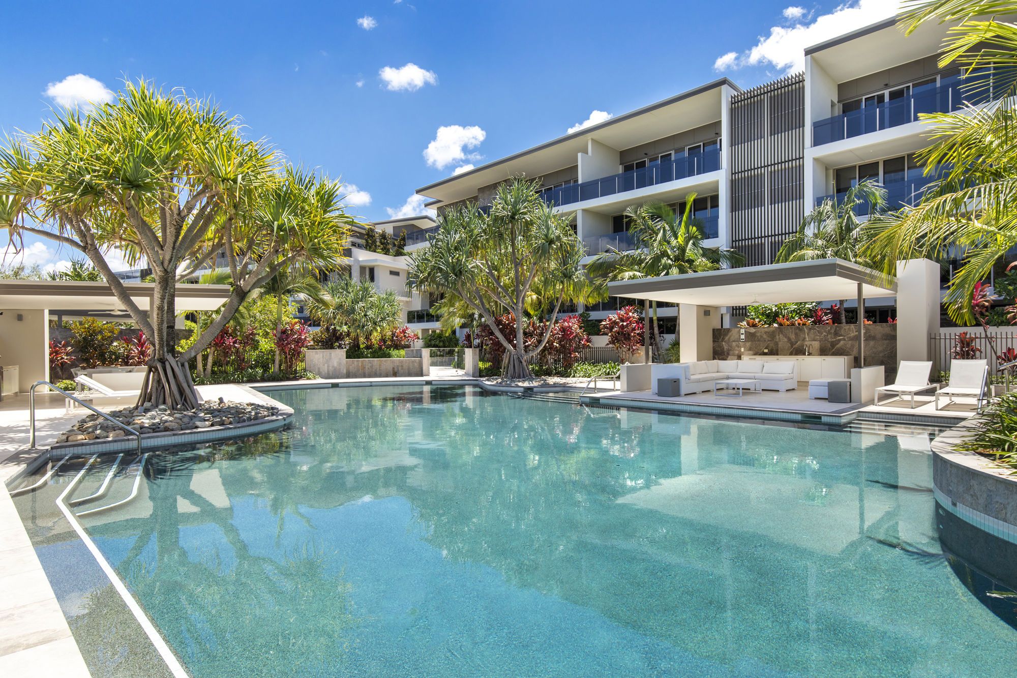 Real Estate For Sale 14 10 Serenity Close Noosa Heads Qld