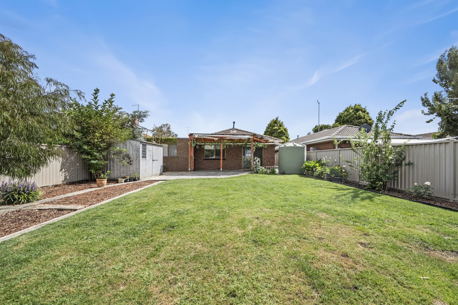 29 Salisbury Avenue, Newington, Newington - Thumbnail 2