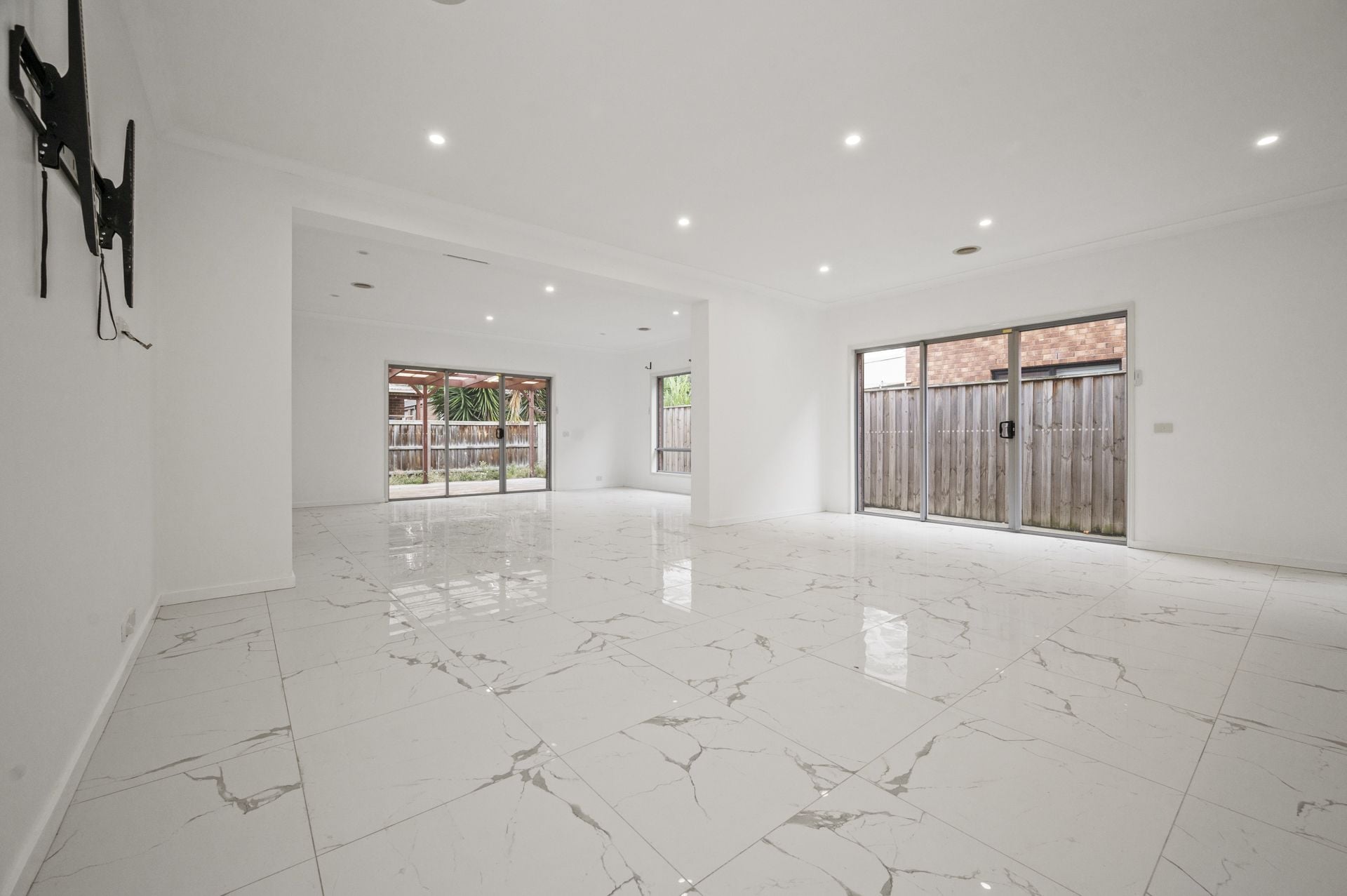 Immaculate 4 bedroom home!