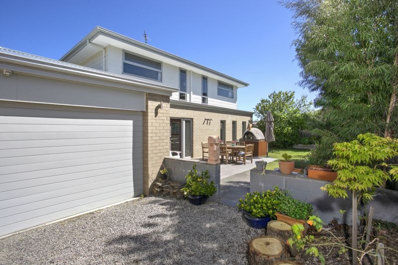 2/7 Watkin Street Ocean Grove VIC, Ocean Grove - Thumbnail 5