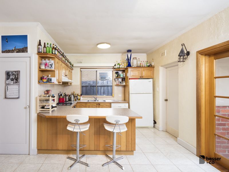 24 Bokhara Road, Caulfield South - Thumbnail 6