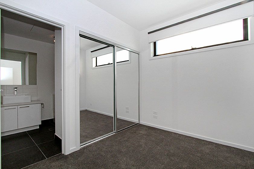 RESERVOIRS FINEST - As New living of the highest quality!