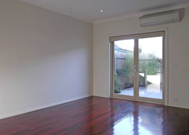 1/44 Creswick Street, Footscray - Thumbnail 4