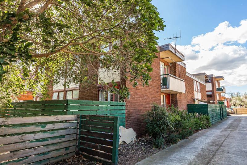 2/3 Gordon Street, Footscray - Thumbnail 3