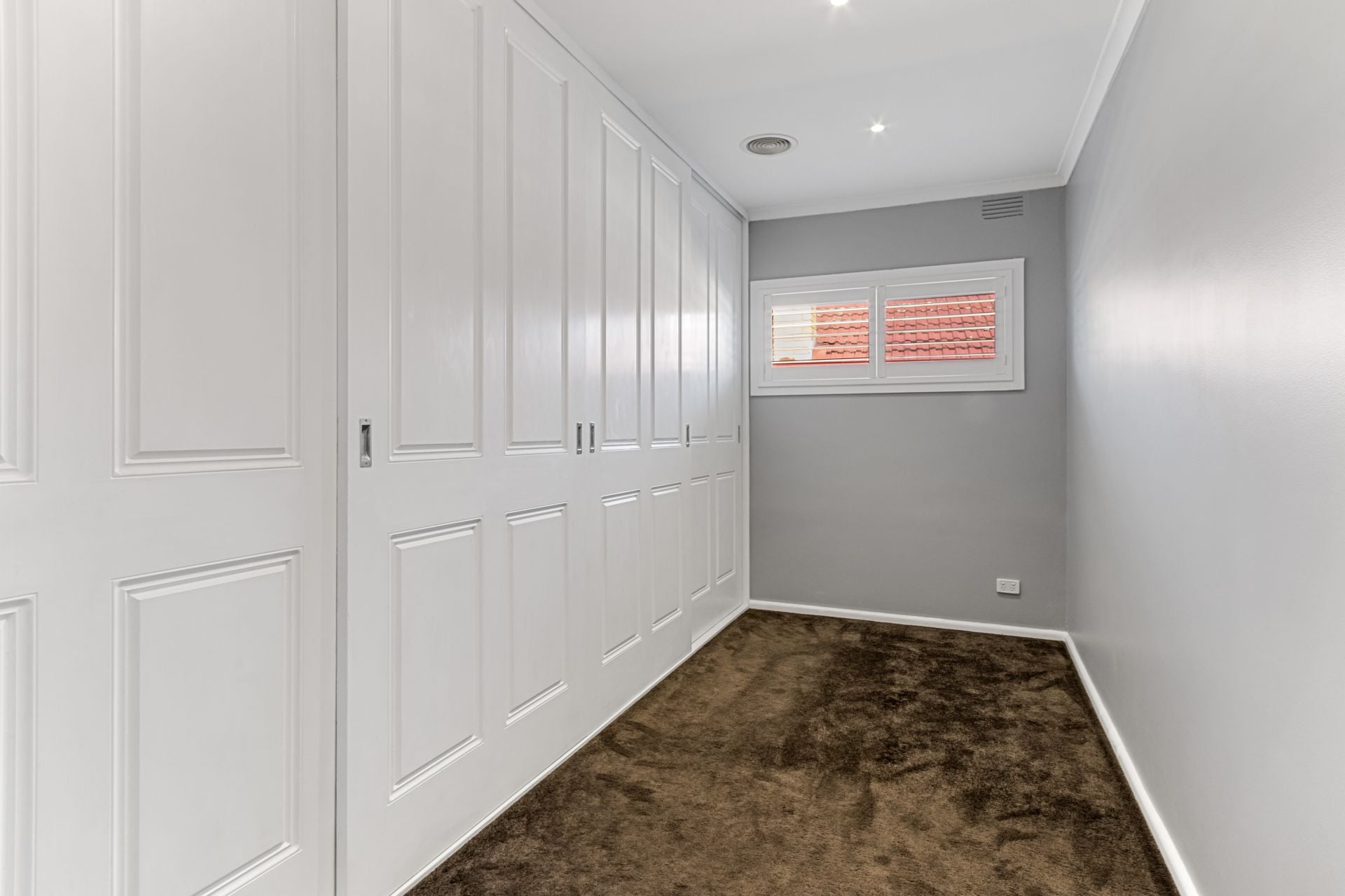 Immaculate House in Sensational Location