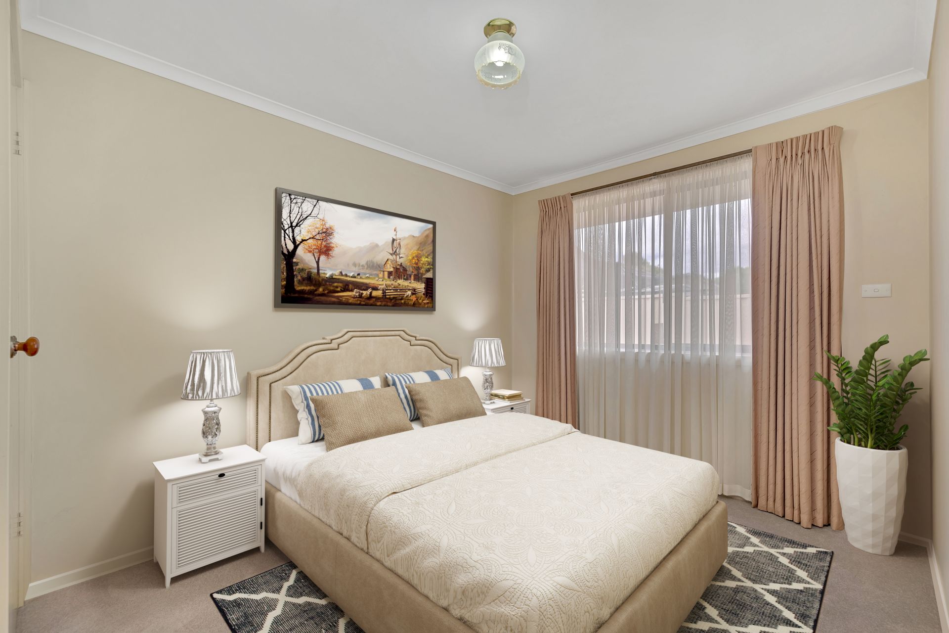 Tailor-Made For Easy Living     Auction This Saturday @ 12.30pm
