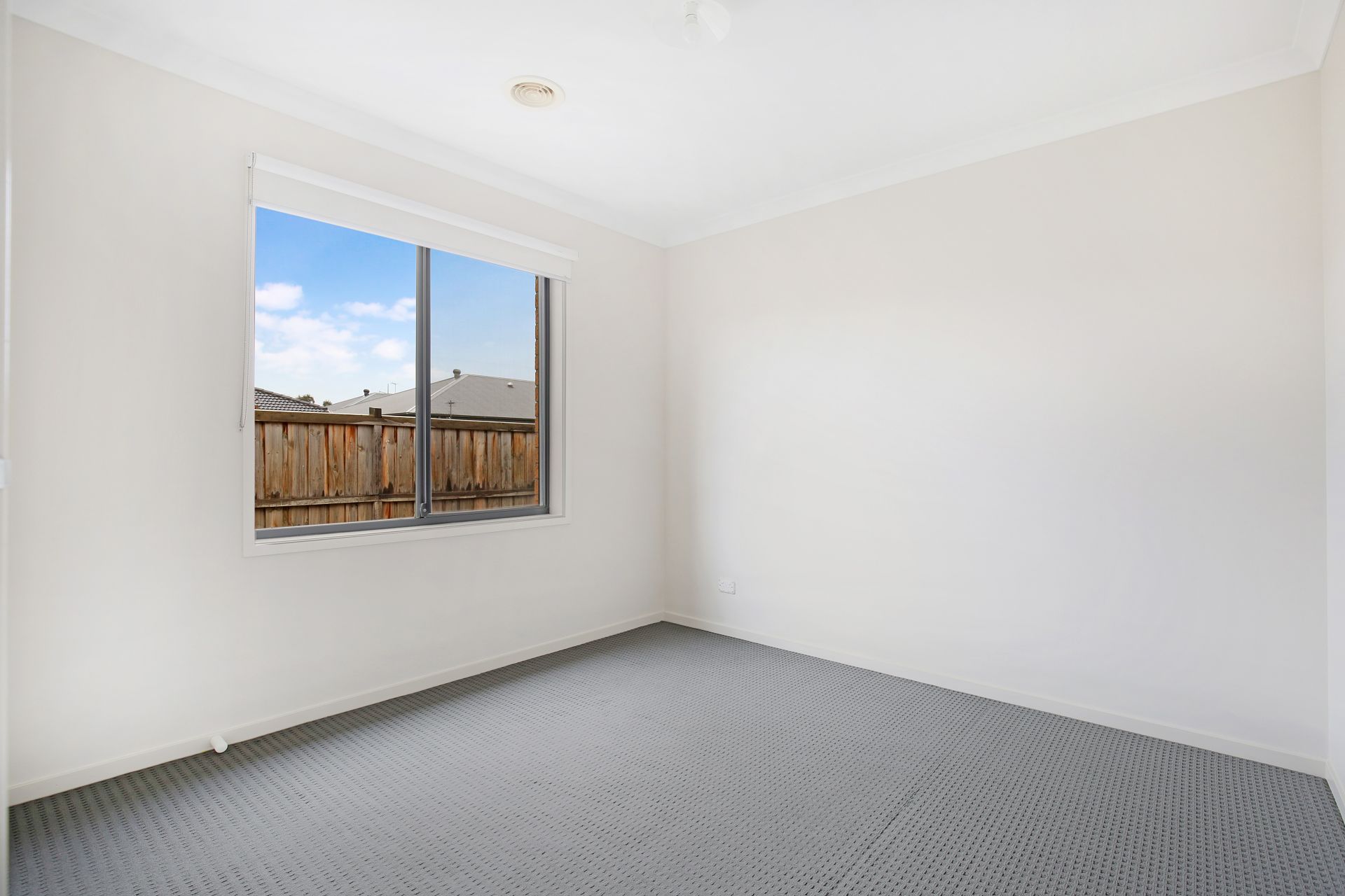 SPACIOUS FAMILY HOME!