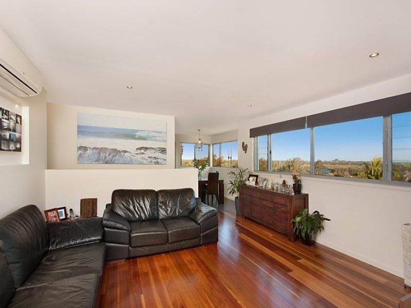 7 Mariners Crescent BANORA POINT NSW, Banora Point - Thumbnail 4
