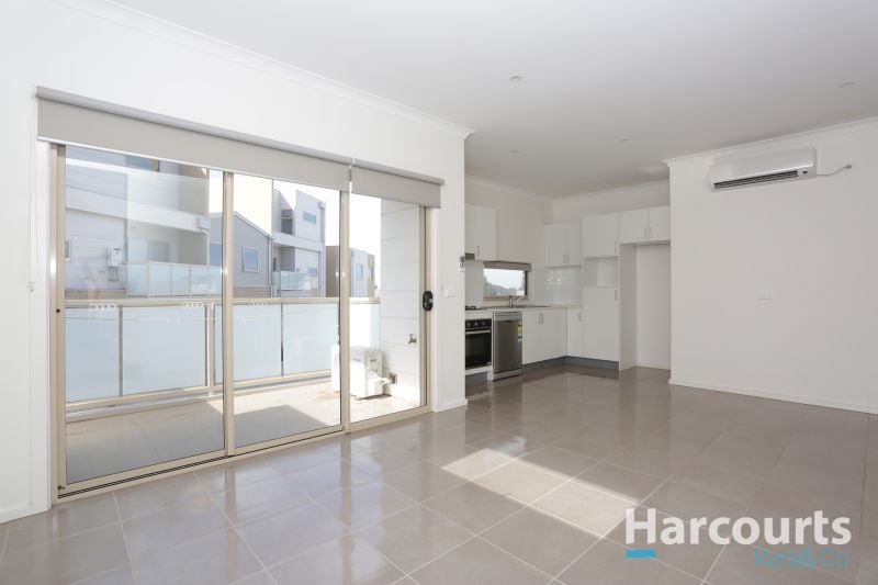 104/2 Rockgarden Drive, Truganina