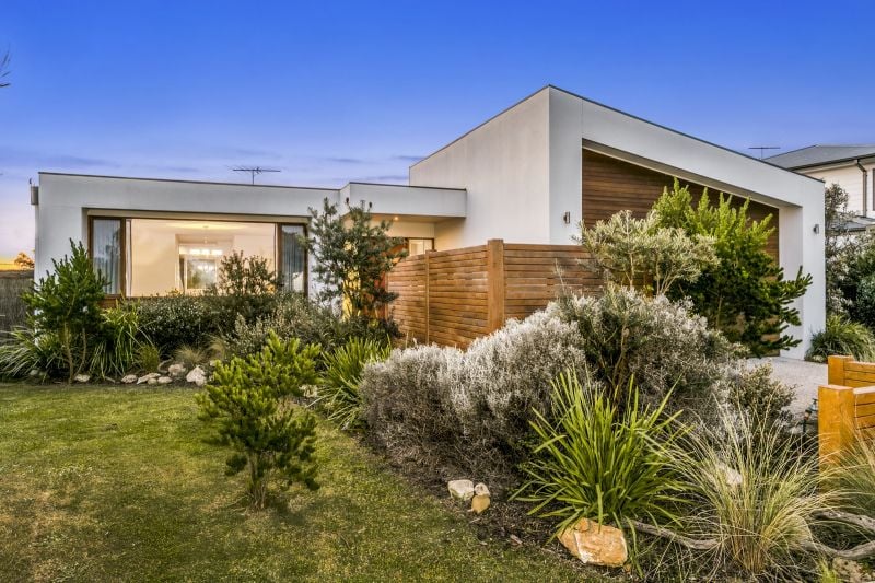 16 Plantation Drive Barwon Heads VIC, Barwon Heads - Thumbnail 2