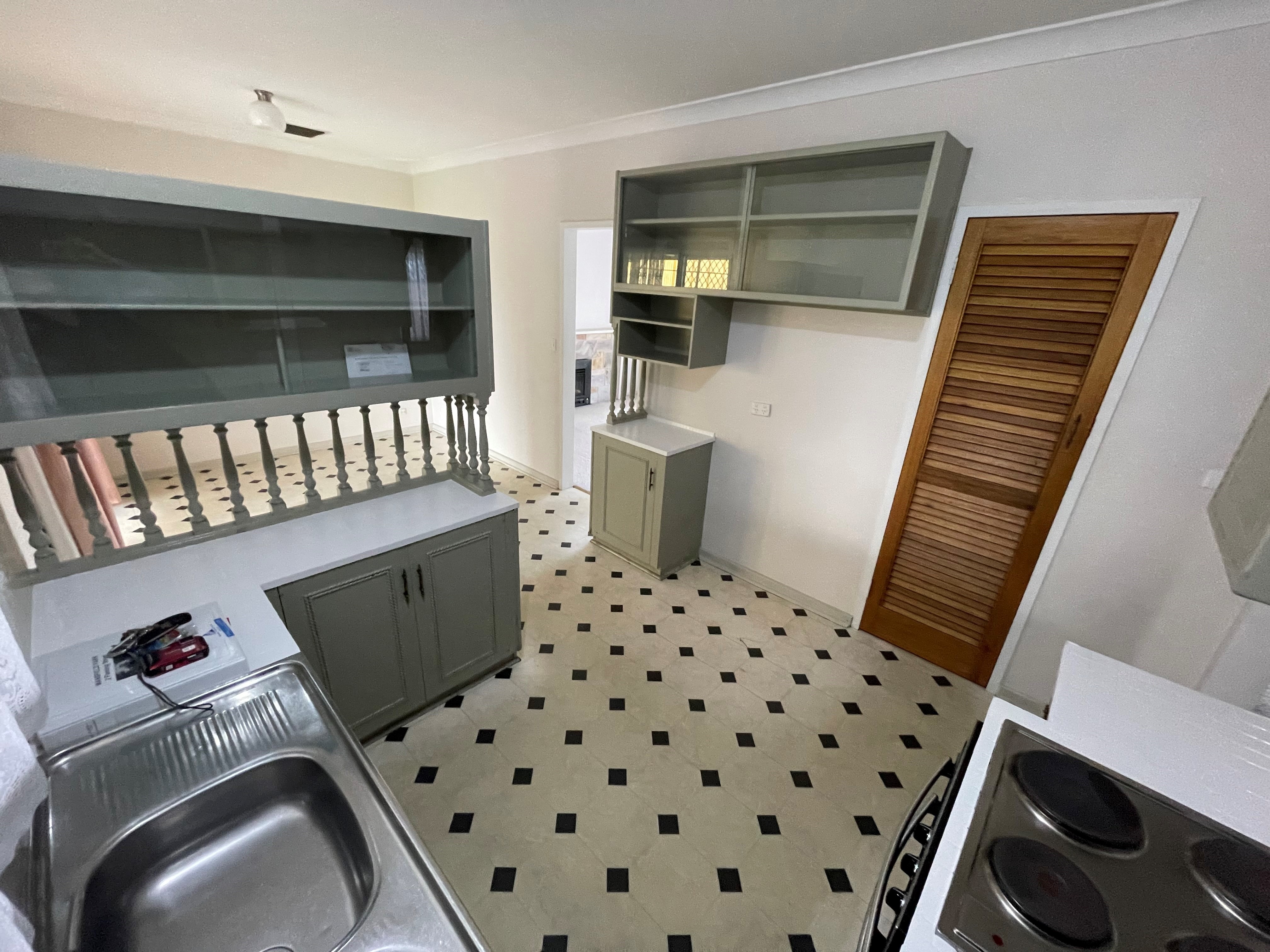 2 Fleming St Mansfield Park 5012