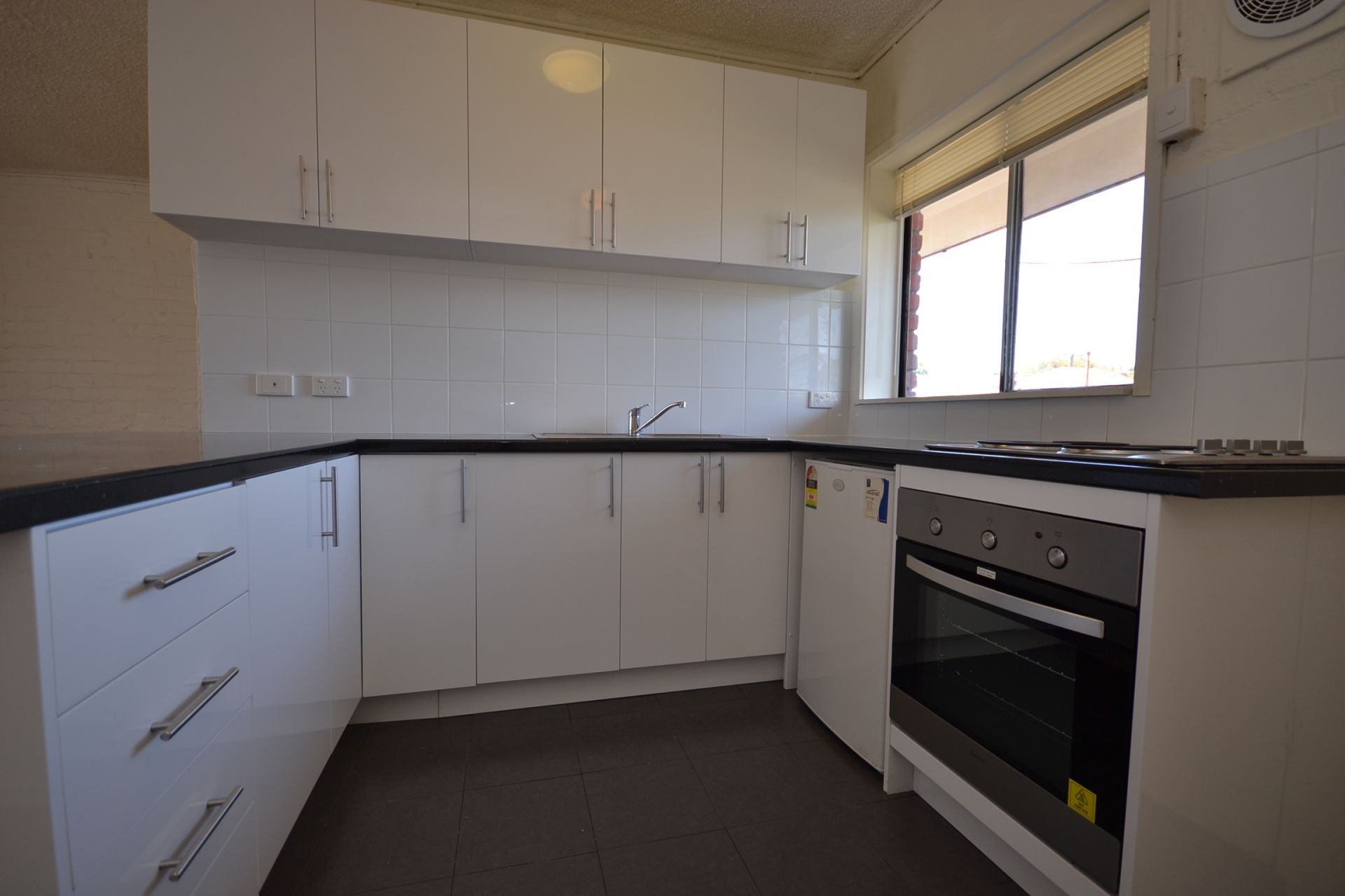 FULLY RENOVATED STUDIO!
