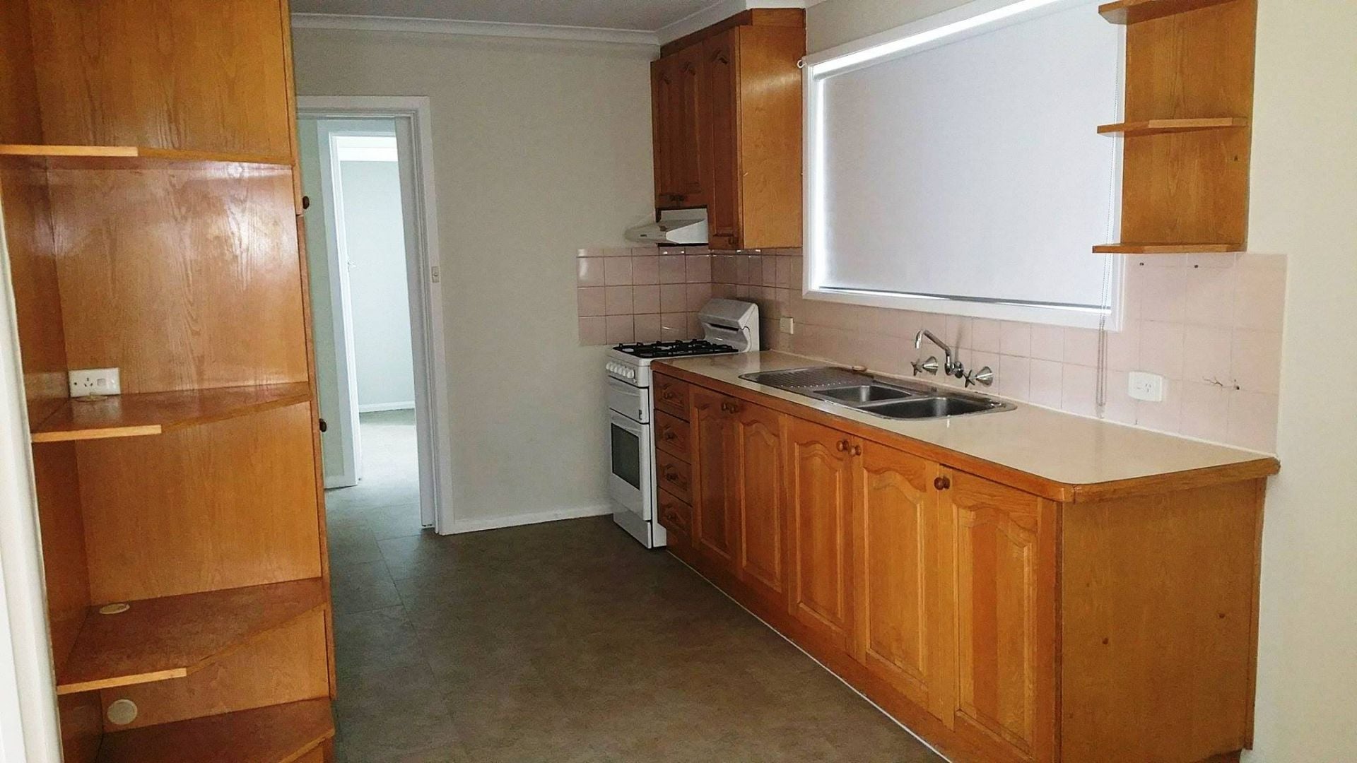 FRESHLY PAINTED 3 BEDROOM HOME IN A QUIET LOCATION