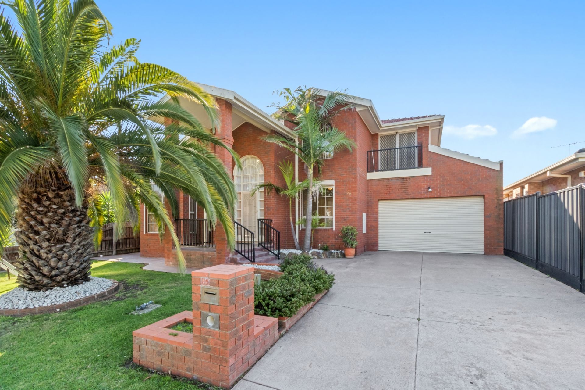 Big Home in Ideal Locale