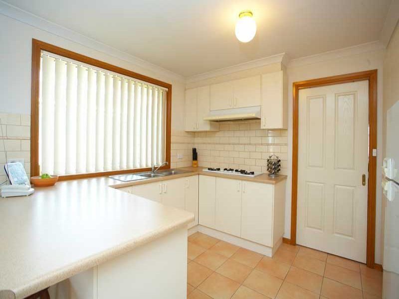 15 Douglas Court, Altona Meadows - Thumbnail 3