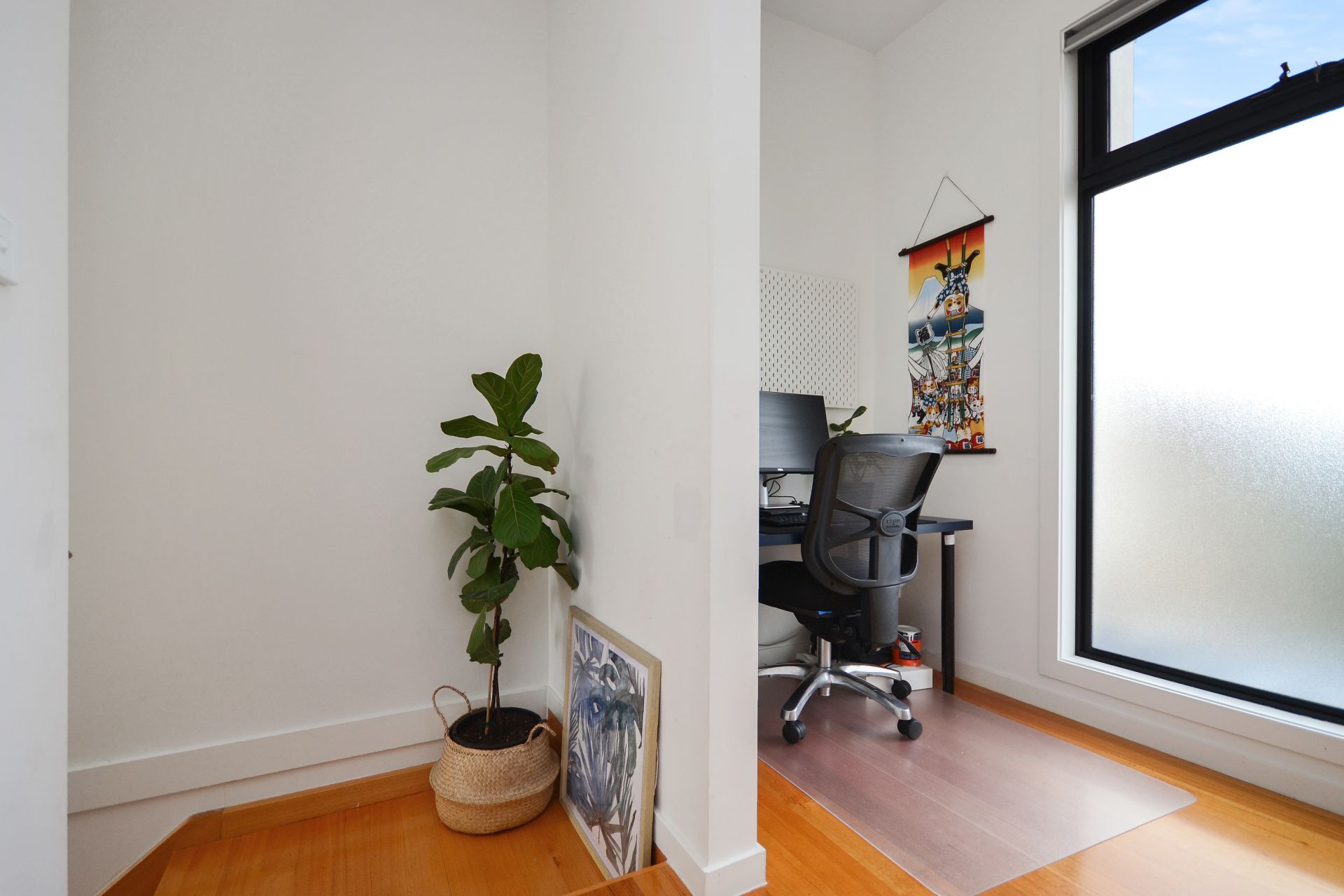STYLISH MODERN LIVING