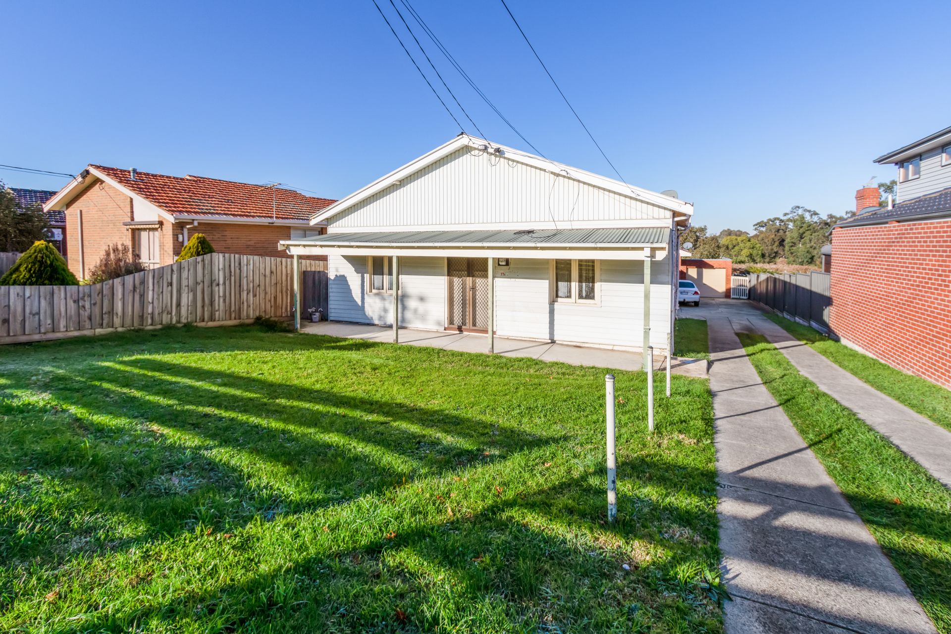 LARGE FAMILY HOME