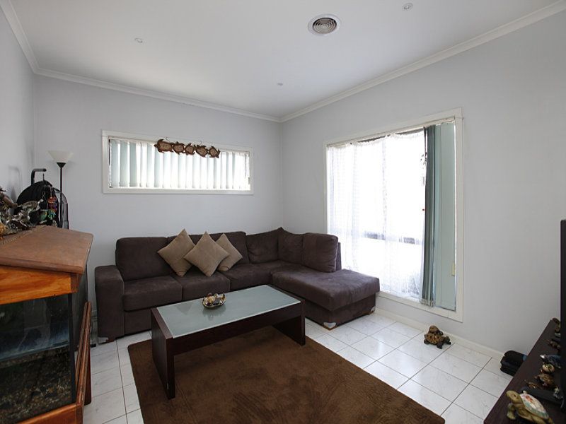 1/306 Blackshaws Road, Altona North - Thumbnail 4