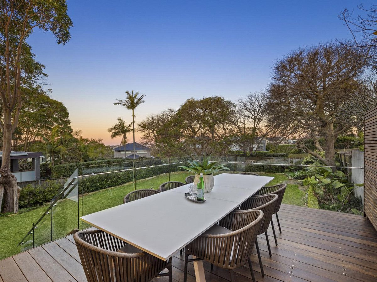 18 Neeworra Road Northbridge 2063